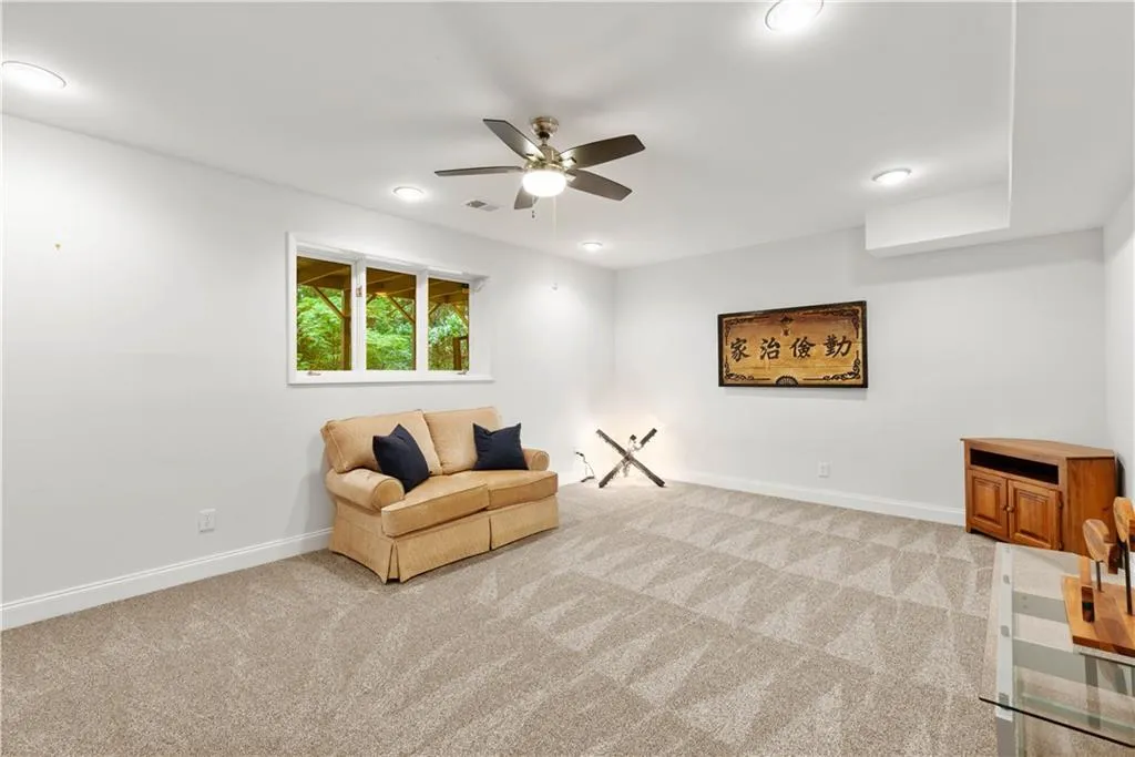 260 Drummen Court, Sandy Springs, Georgia 30328, 5 Bedrooms Bedrooms, ,3 BathroomsBathrooms,Residential,Sold,260 Drummen Court,6777284