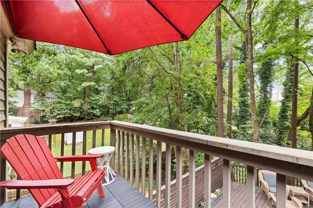 260 Drummen Court, Sandy Springs, Georgia 30328, 5 Bedrooms Bedrooms, ,3 BathroomsBathrooms,Residential,Sold,260 Drummen Court,6777284