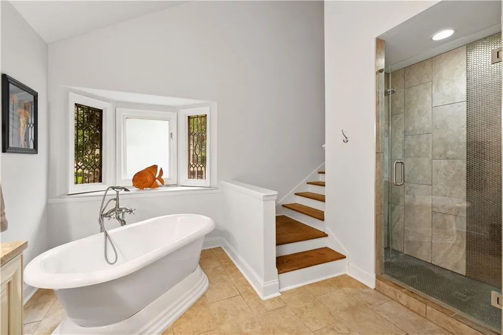 260 Drummen Court, Sandy Springs, Georgia 30328, 5 Bedrooms Bedrooms, ,3 BathroomsBathrooms,Residential,Sold,260 Drummen Court,6777284