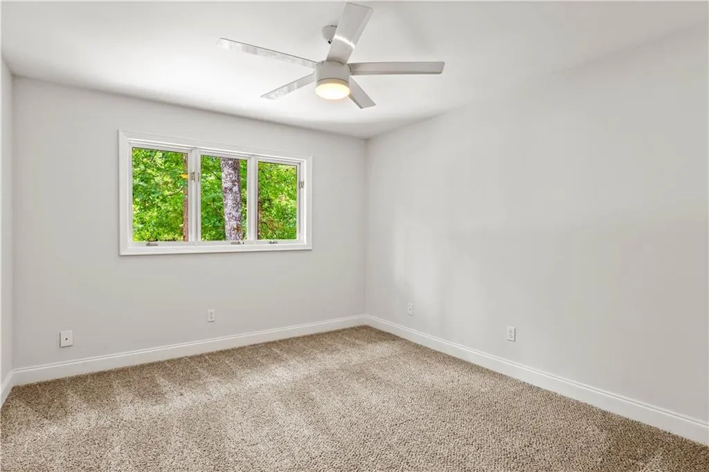 260 Drummen Court, Sandy Springs, Georgia 30328, 5 Bedrooms Bedrooms, ,3 BathroomsBathrooms,Residential,Sold,260 Drummen Court,6777284