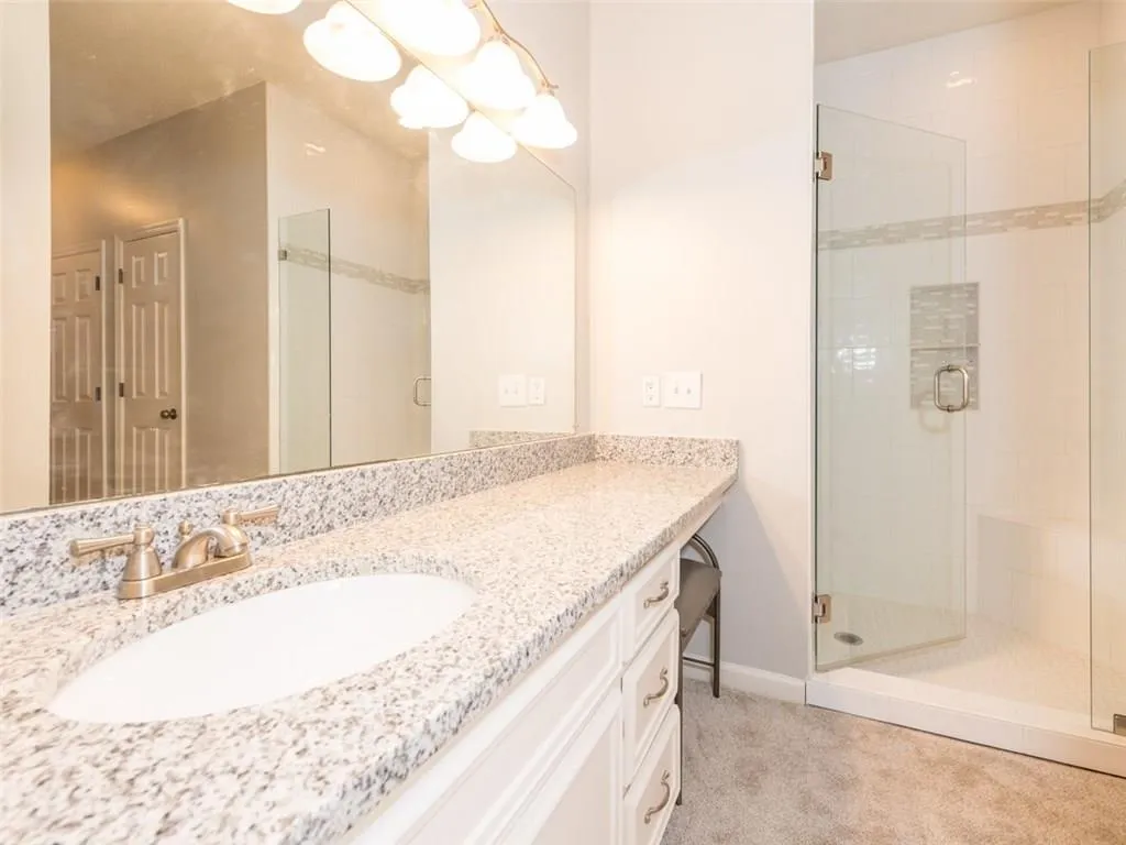 5245 Chemin De Vie, Sandy Springs, Georgia 30342, 2 Bedrooms Bedrooms, ,2 BathroomsBathrooms,Residential,Sold,5245 Chemin De Vie,5971338