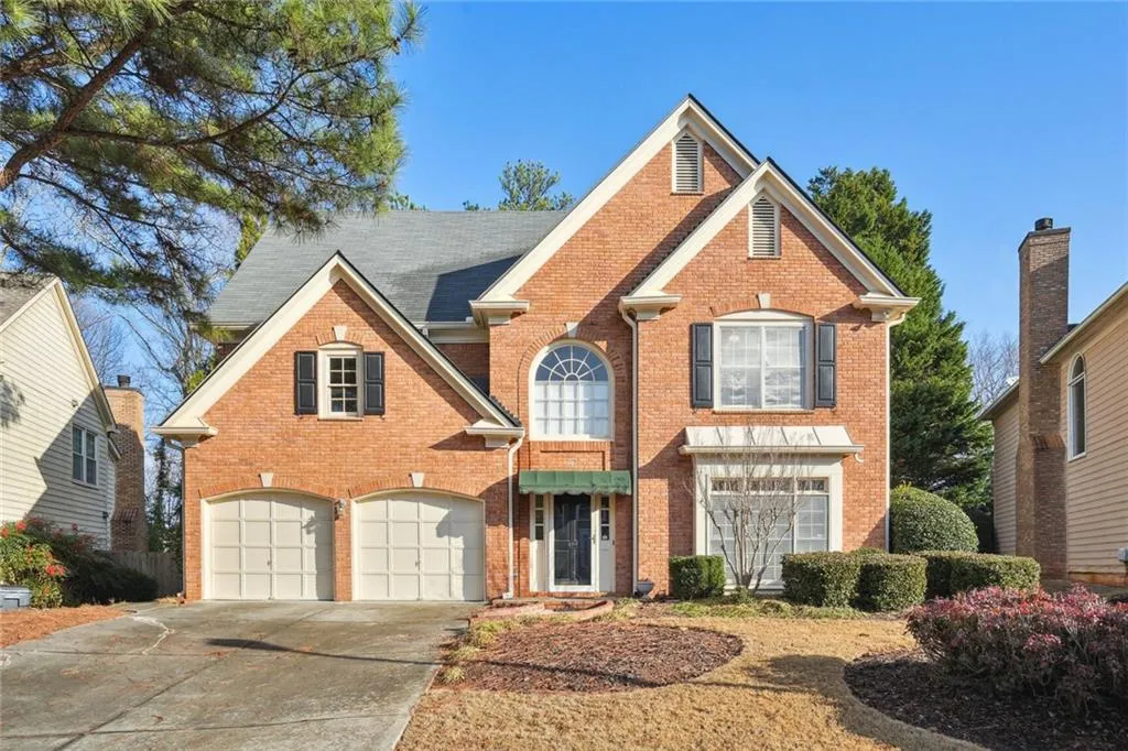 650 Glenridge Close Drive, Sandy Springs, Georgia 30328, 4 Bedrooms Bedrooms, ,2 BathroomsBathrooms,Residential,Sold,650 Glenridge Close Drive,7161154
