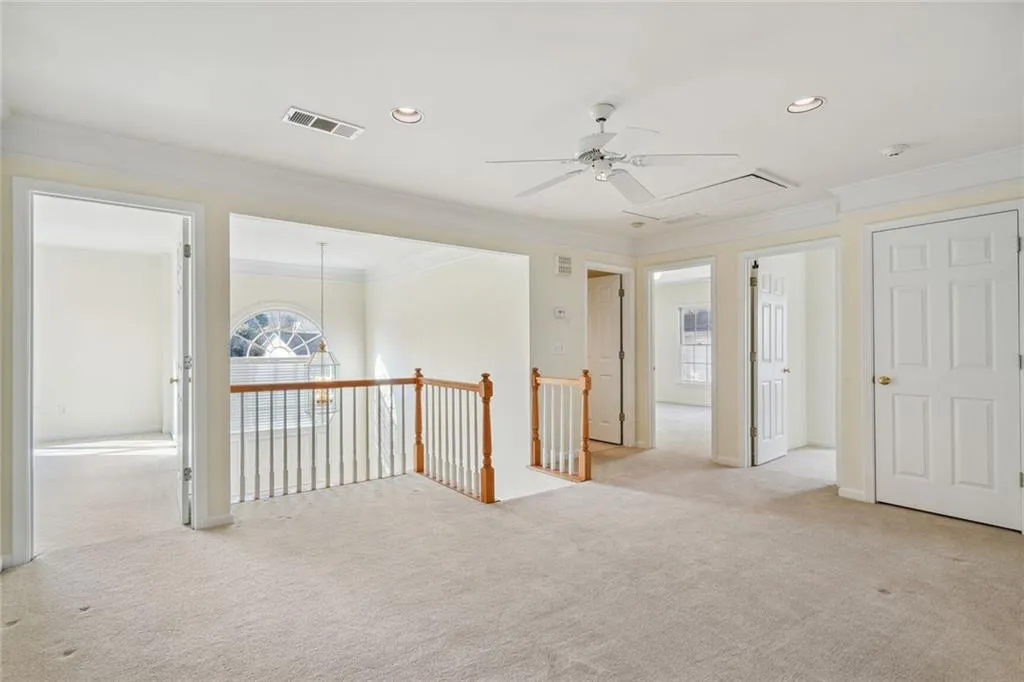 650 Glenridge Close Drive, Sandy Springs, Georgia 30328, 4 Bedrooms Bedrooms, ,2 BathroomsBathrooms,Residential,Sold,650 Glenridge Close Drive,7161154