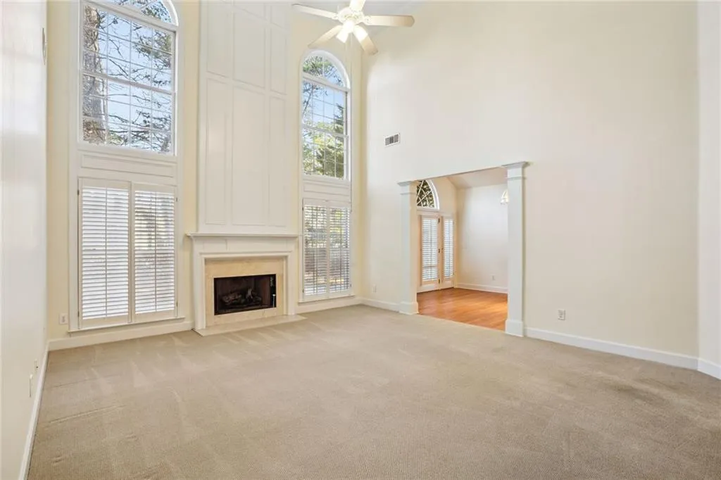 650 Glenridge Close Drive, Sandy Springs, Georgia 30328, 4 Bedrooms Bedrooms, ,2 BathroomsBathrooms,Residential,Sold,650 Glenridge Close Drive,7161154