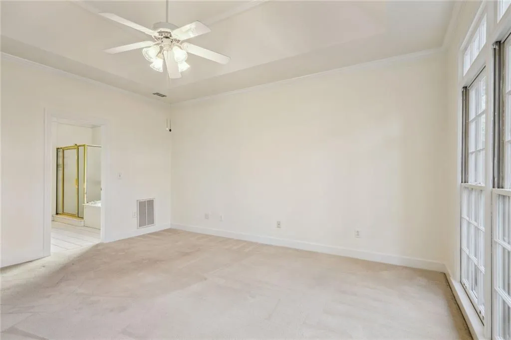 650 Glenridge Close Drive, Sandy Springs, Georgia 30328, 4 Bedrooms Bedrooms, ,2 BathroomsBathrooms,Residential,Sold,650 Glenridge Close Drive,7161154