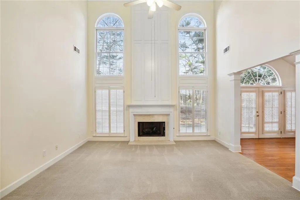 650 Glenridge Close Drive, Sandy Springs, Georgia 30328, 4 Bedrooms Bedrooms, ,2 BathroomsBathrooms,Residential,Sold,650 Glenridge Close Drive,7161154