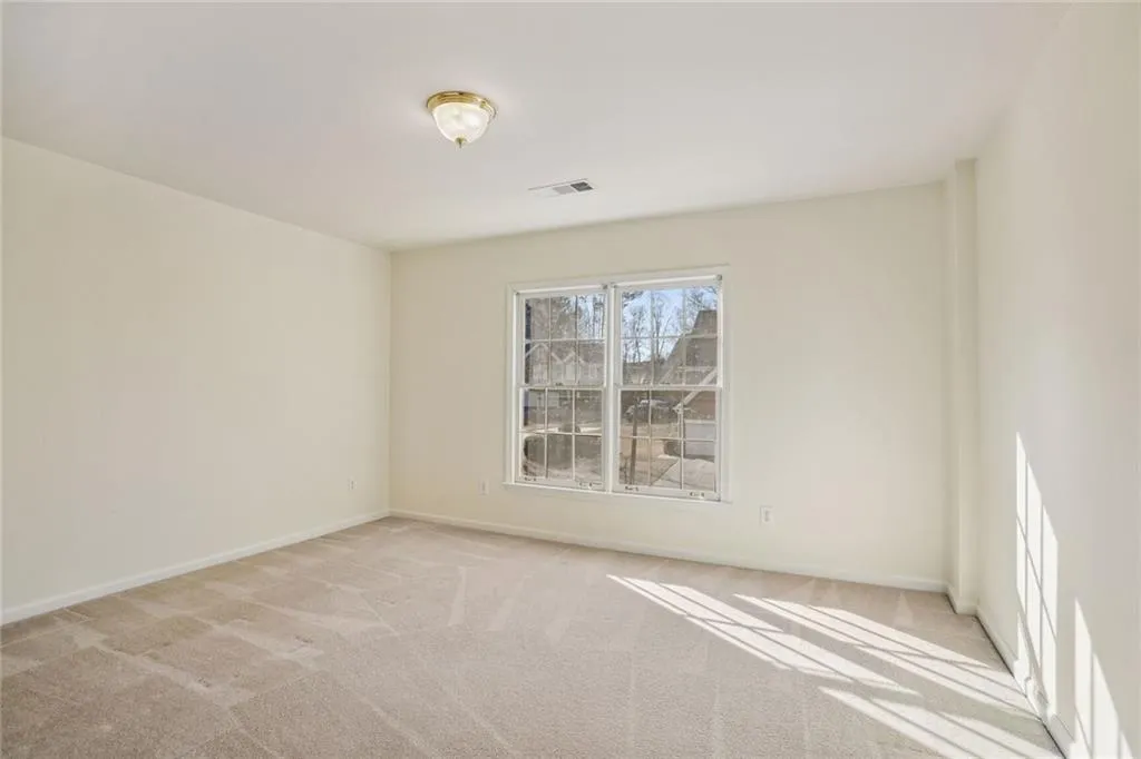 650 Glenridge Close Drive, Sandy Springs, Georgia 30328, 4 Bedrooms Bedrooms, ,2 BathroomsBathrooms,Residential,Sold,650 Glenridge Close Drive,7161154