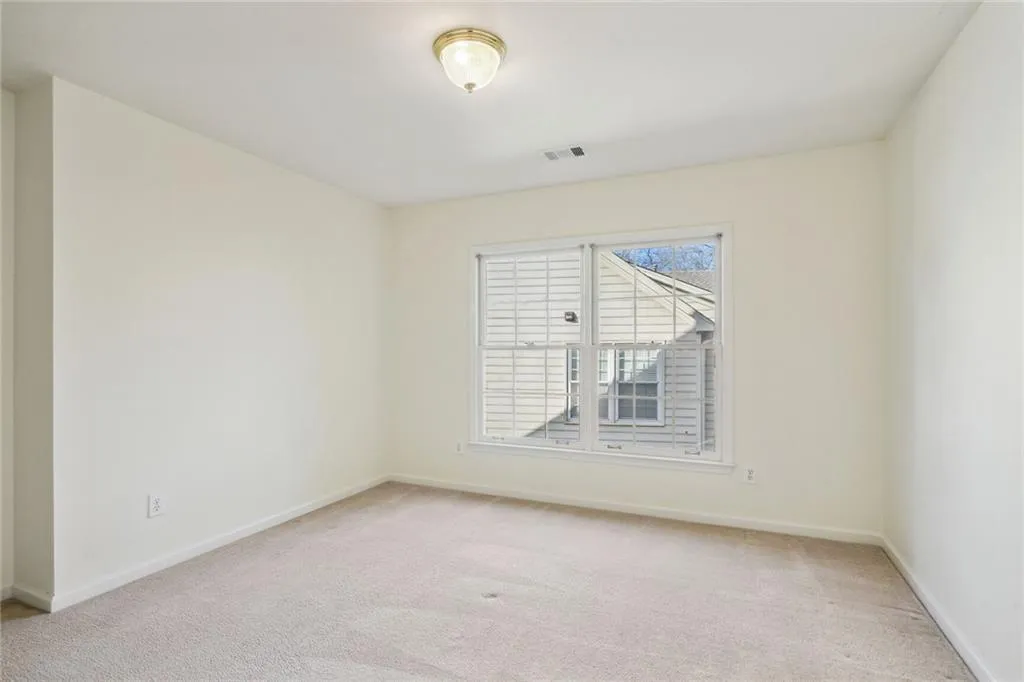 650 Glenridge Close Drive, Sandy Springs, Georgia 30328, 4 Bedrooms Bedrooms, ,2 BathroomsBathrooms,Residential,Sold,650 Glenridge Close Drive,7161154