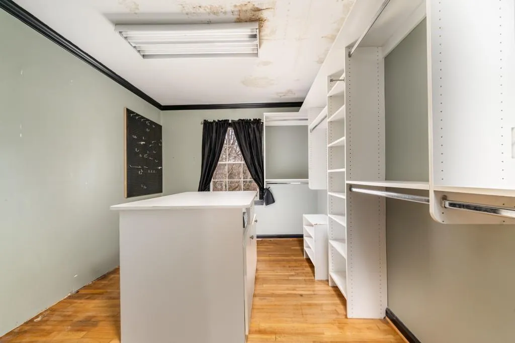 555 River Valley Road, Atlanta, Georgia 30328, 4 Bedrooms Bedrooms, ,4 BathroomsBathrooms,Residential,Sold,555 River Valley Road,7194450 555 River Valley Road, Atlanta, Georgia 30328, 4 Bedrooms Bedrooms, ,4 BathroomsBathrooms,Residential,Sold,555 River Valley Road,7194450