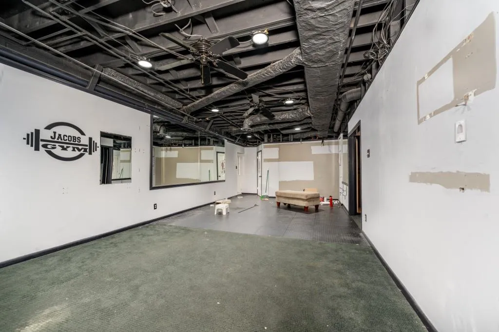 555 River Valley Road, Atlanta, Georgia 30328, 4 Bedrooms Bedrooms, ,4 BathroomsBathrooms,Residential,Sold,555 River Valley Road,7194450 555 River Valley Road, Atlanta, Georgia 30328, 4 Bedrooms Bedrooms, ,4 BathroomsBathrooms,Residential,Sold,555 River Valley Road,7194450