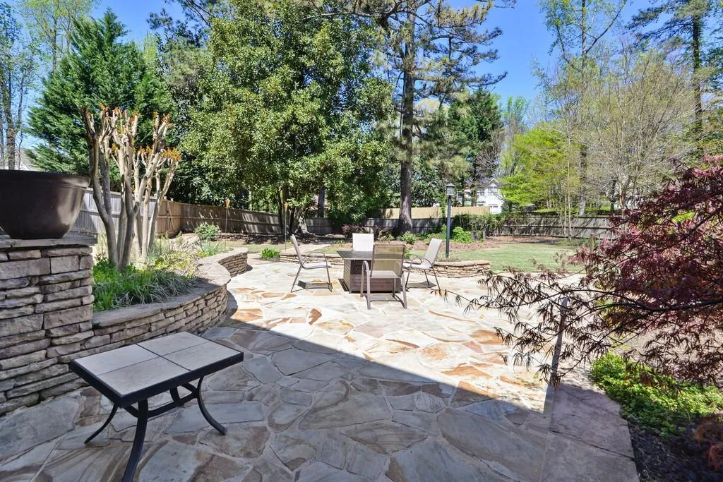 4060 Spalding Drive, Sandy Springs, Georgia 30350, 5 Bedrooms Bedrooms, ,5 BathroomsBathrooms,Residential,Sold,4060 Spalding Drive,6714777