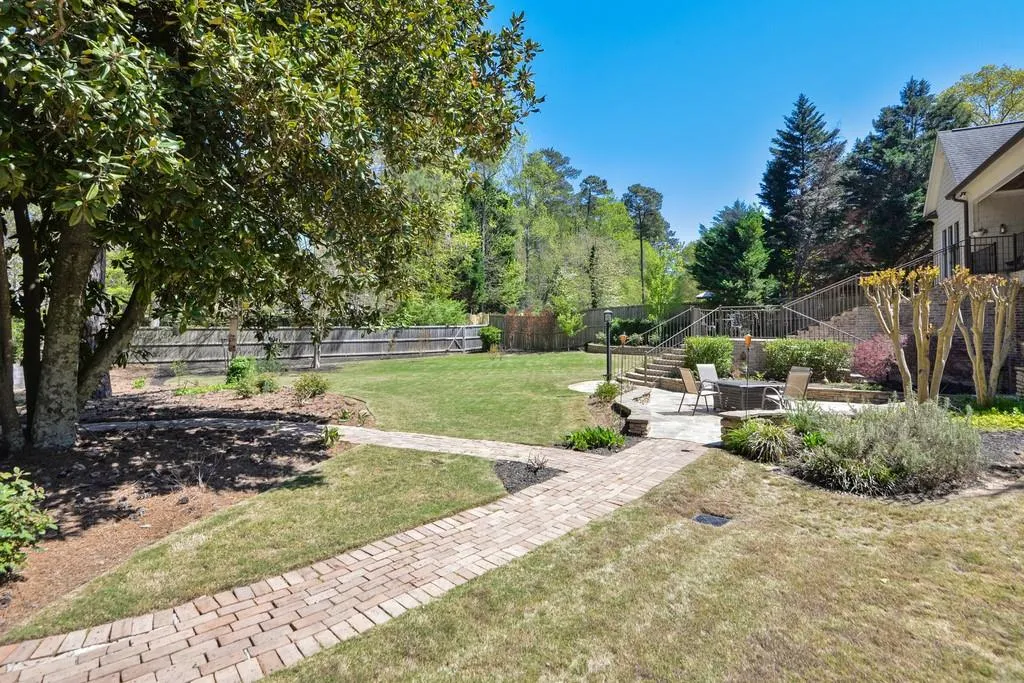 4060 Spalding Drive, Sandy Springs, Georgia 30350, 5 Bedrooms Bedrooms, ,5 BathroomsBathrooms,Residential,Sold,4060 Spalding Drive,6714777