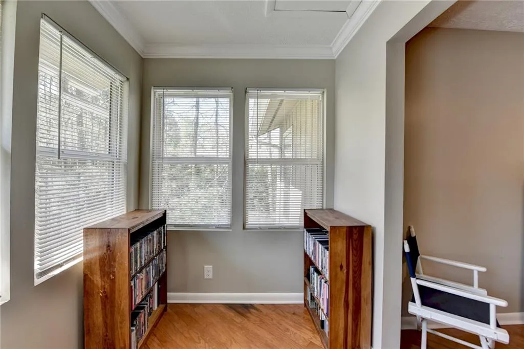 5159 Roswell Road Unit 7, Atlanta, Georgia 30342, 1 Bedroom Bedrooms, ,1 BathroomBathrooms,Residential,For Sale,5159 Roswell Road Unit 7,7548340