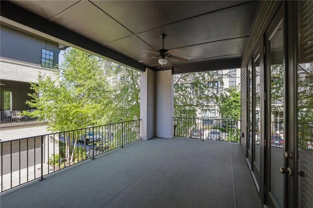 Main floor outdoor space