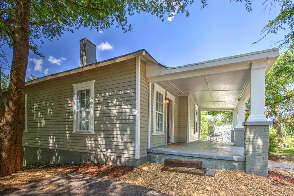 2632 Peyton Road Nw, Atlanta, Georgia 30318, 2 Bedrooms Bedrooms, ,2 BathroomsBathrooms,Residential,Sold,2632 Peyton Road Nw,5817030