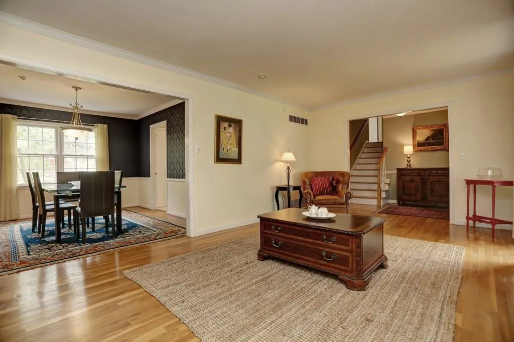 7300 Duncourtney Drive, Sandy Springs, Georgia 30328, 4 Bedrooms Bedrooms, ,3 BathroomsBathrooms,Residential,Sold,7300 Duncourtney Drive,5827671 7300 Duncourtney Drive, Sandy Springs, Georgia 30328, 4 Bedrooms Bedrooms, ,3 BathroomsBathrooms,Residential,Sold,7300 Duncourtney Drive,5827671