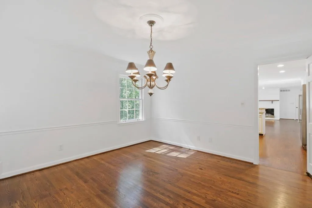 124 River Park Drive Nw, Sandy Springs, Georgia 30328, 5 Bedrooms Bedrooms, ,5 BathroomsBathrooms,Residential,Sold,124 River Park Drive Nw,6869861