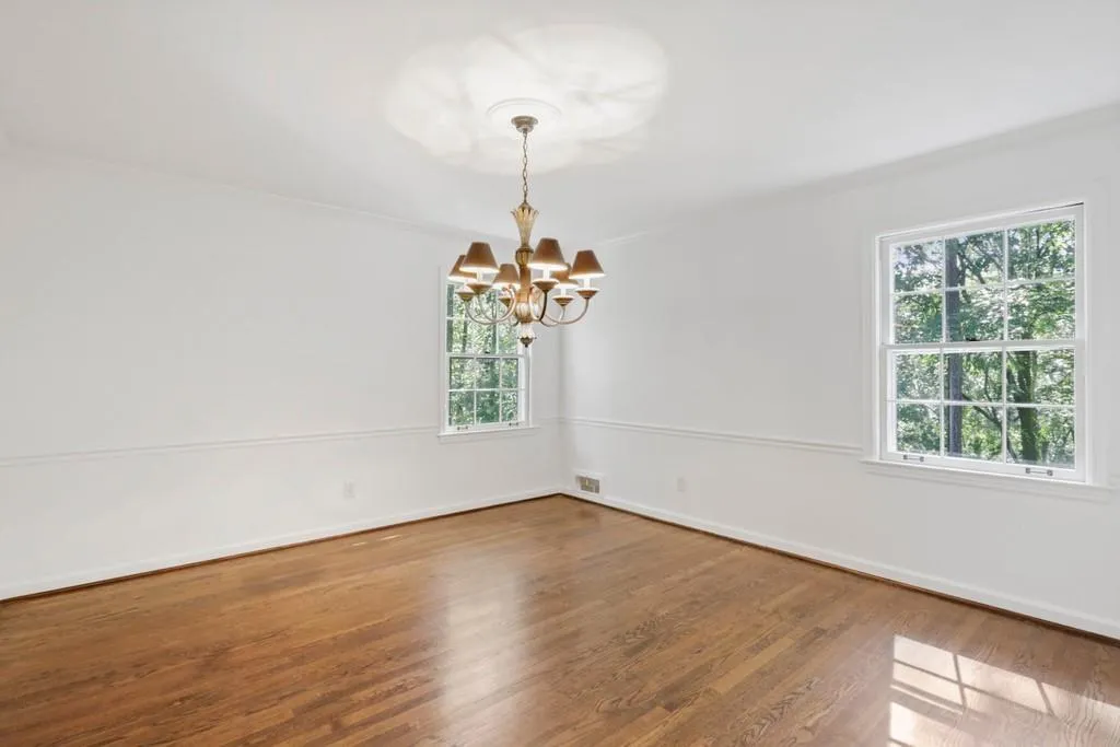 124 River Park Drive Nw, Sandy Springs, Georgia 30328, 5 Bedrooms Bedrooms, ,5 BathroomsBathrooms,Residential,Sold,124 River Park Drive Nw,6869861