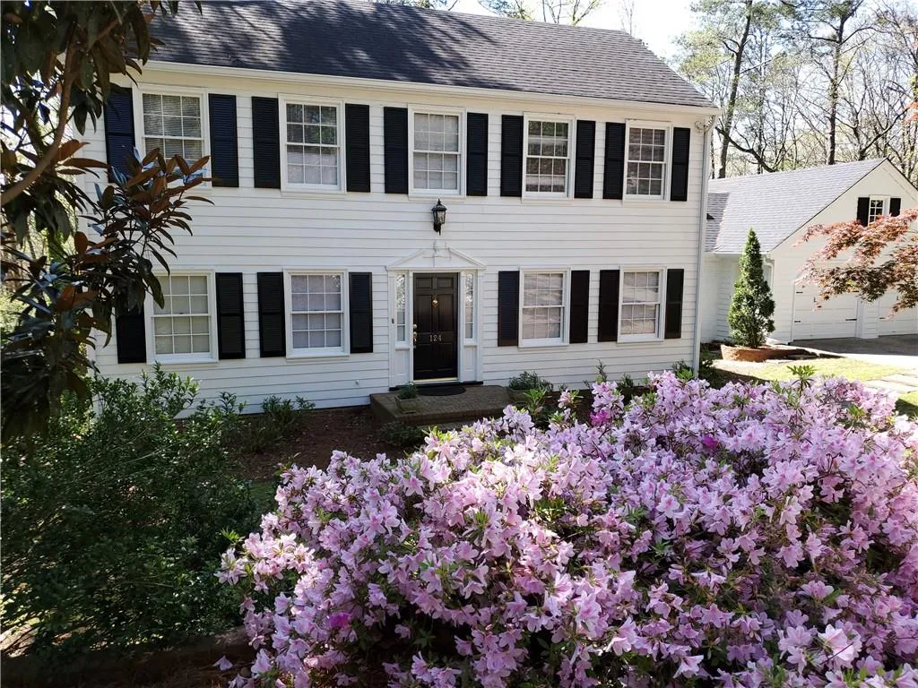 124 River Park Drive Nw, Sandy Springs, Georgia 30328, 5 Bedrooms Bedrooms, ,5 BathroomsBathrooms,Residential,Sold,124 River Park Drive Nw,6869861
