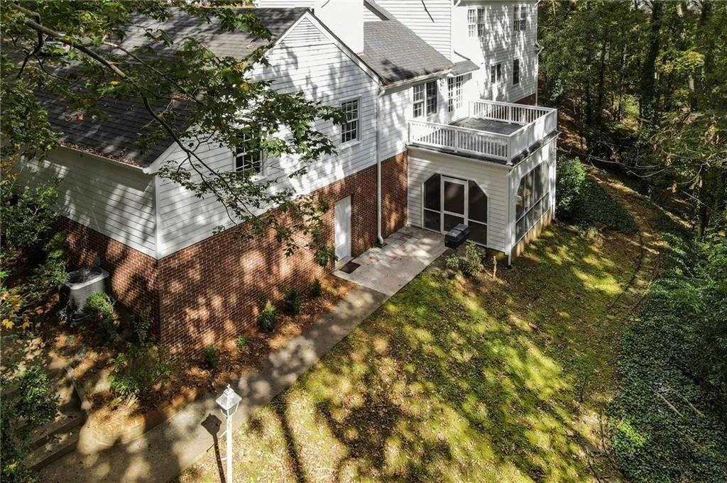 124 River Park Drive Nw, Sandy Springs, Georgia 30328, 5 Bedrooms Bedrooms, ,5 BathroomsBathrooms,Residential,Sold,124 River Park Drive Nw,6869861