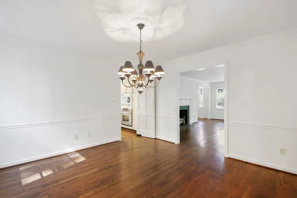 124 River Park Drive Nw, Sandy Springs, Georgia 30328, 5 Bedrooms Bedrooms, ,5 BathroomsBathrooms,Residential,Sold,124 River Park Drive Nw,6869861