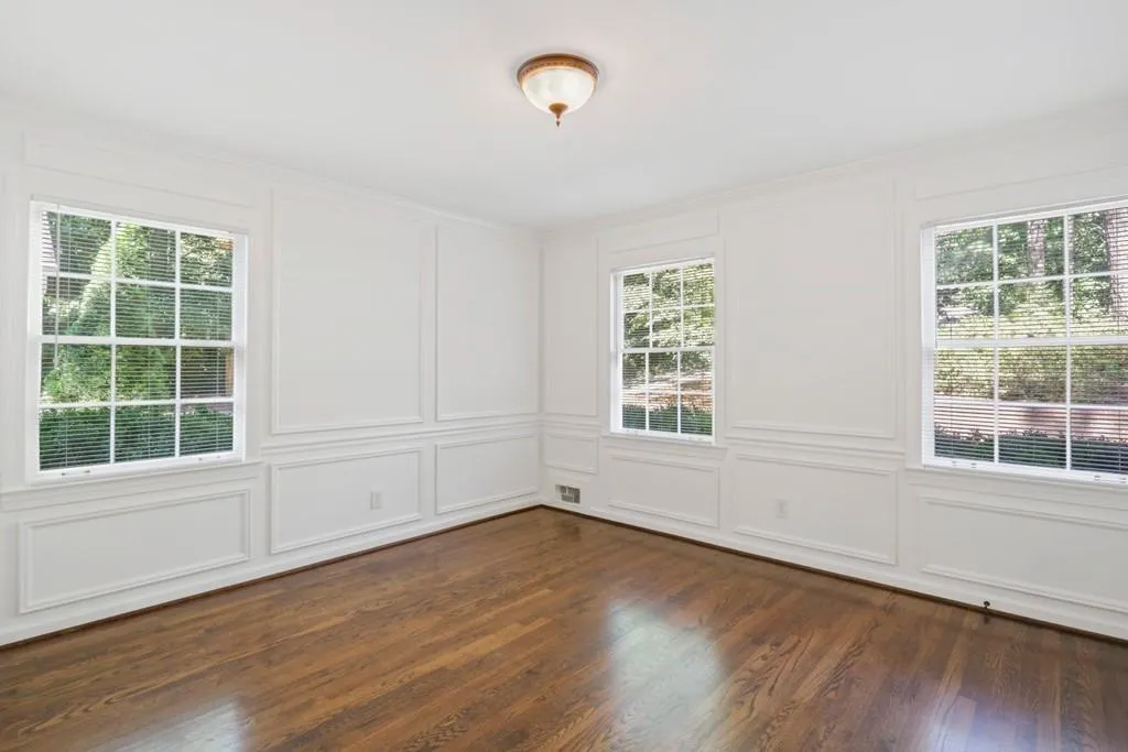 124 River Park Drive Nw, Sandy Springs, Georgia 30328, 5 Bedrooms Bedrooms, ,5 BathroomsBathrooms,Residential,Sold,124 River Park Drive Nw,6869861