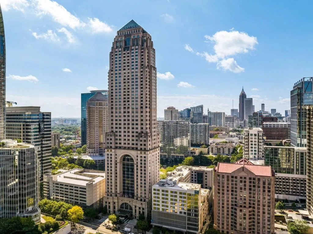 75 14th Street Ne Unit 3830, Atlanta, Georgia 30309, 1 Bedroom Bedrooms, ,1 BathroomBathrooms,Residential,For Sale,75 14th Street Ne Unit 3830,7628653