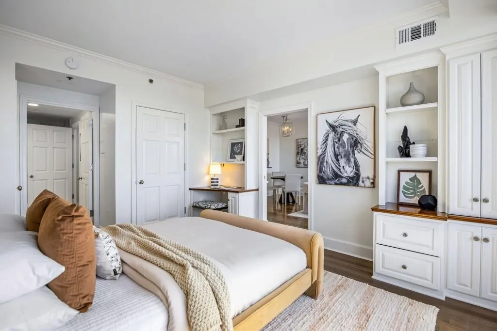 75 14th Street Ne Unit 3830, Atlanta, Georgia 30309, 1 Bedroom Bedrooms, ,1 BathroomBathrooms,Residential,For Sale,75 14th Street Ne Unit 3830,7628653