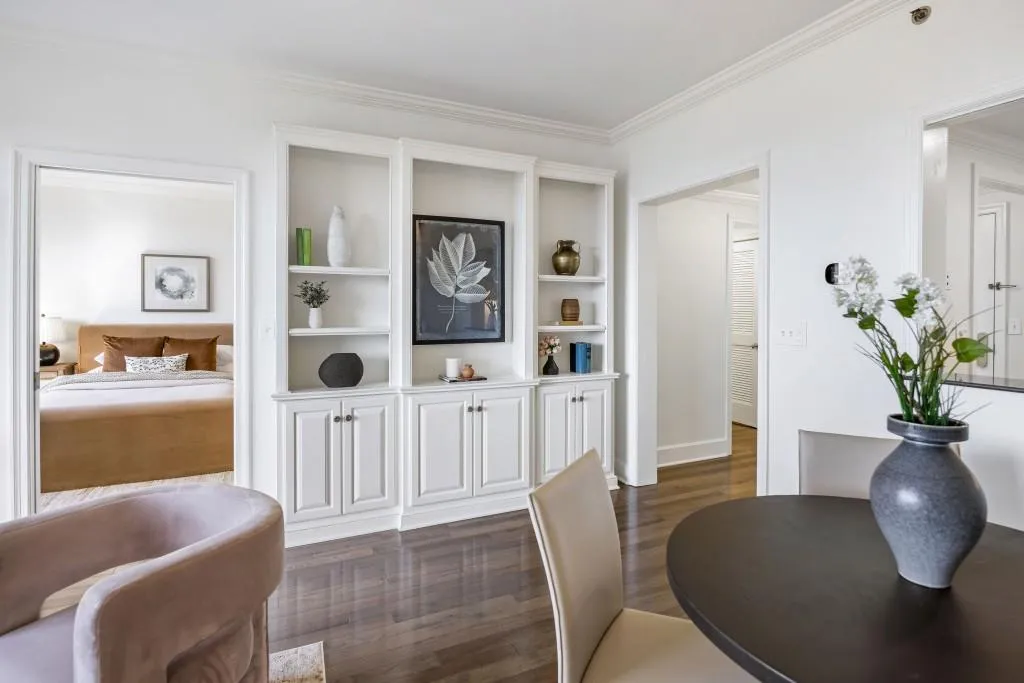 75 14th Street Ne Unit 3830, Atlanta, Georgia 30309, 1 Bedroom Bedrooms, ,1 BathroomBathrooms,Residential,For Sale,75 14th Street Ne Unit 3830,7628653