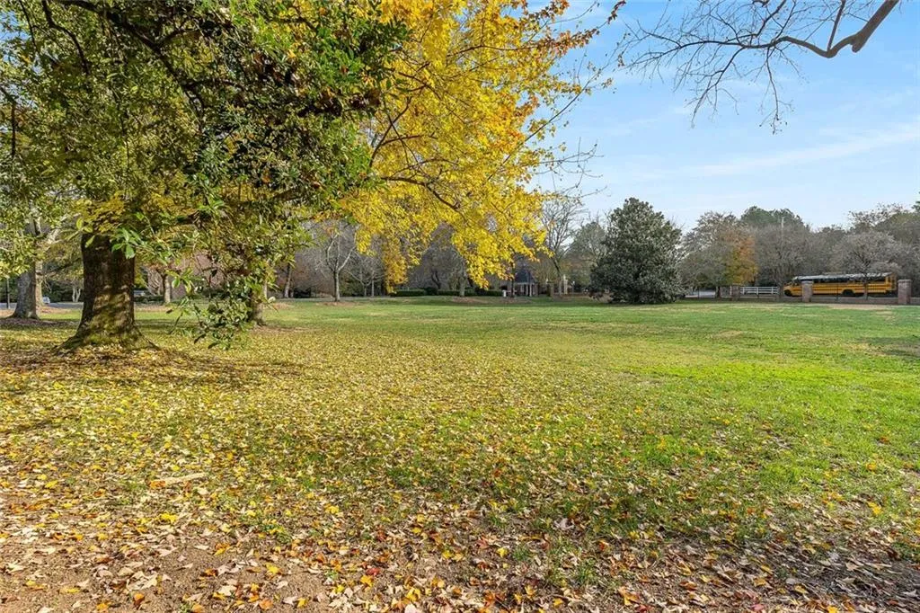 5 Spinning House Place Nw, Atlanta, Georgia 30318, 2 Bedrooms Bedrooms, ,2 BathroomsBathrooms,Residential,For Sale,5 Spinning House Place Nw,7684779