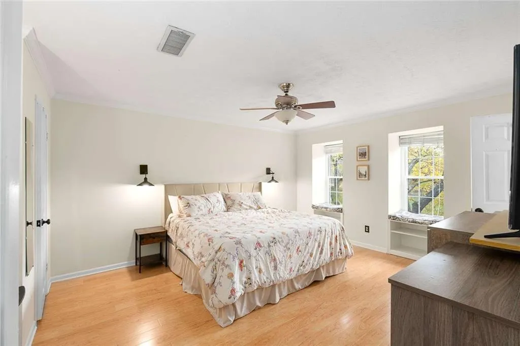 5 Spinning House Place Nw, Atlanta, Georgia 30318, 2 Bedrooms Bedrooms, ,2 BathroomsBathrooms,Residential,For Sale,5 Spinning House Place Nw,7684779