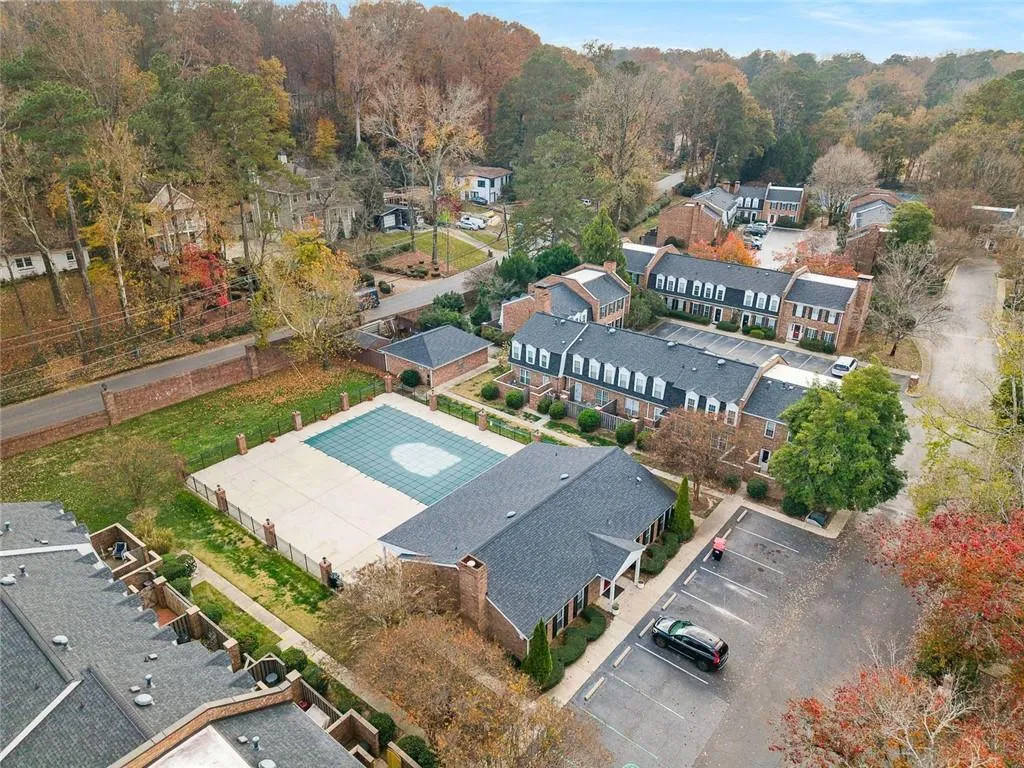 5 Spinning House Place Nw, Atlanta, Georgia 30318, 2 Bedrooms Bedrooms, ,2 BathroomsBathrooms,Residential,For Sale,5 Spinning House Place Nw,7684779