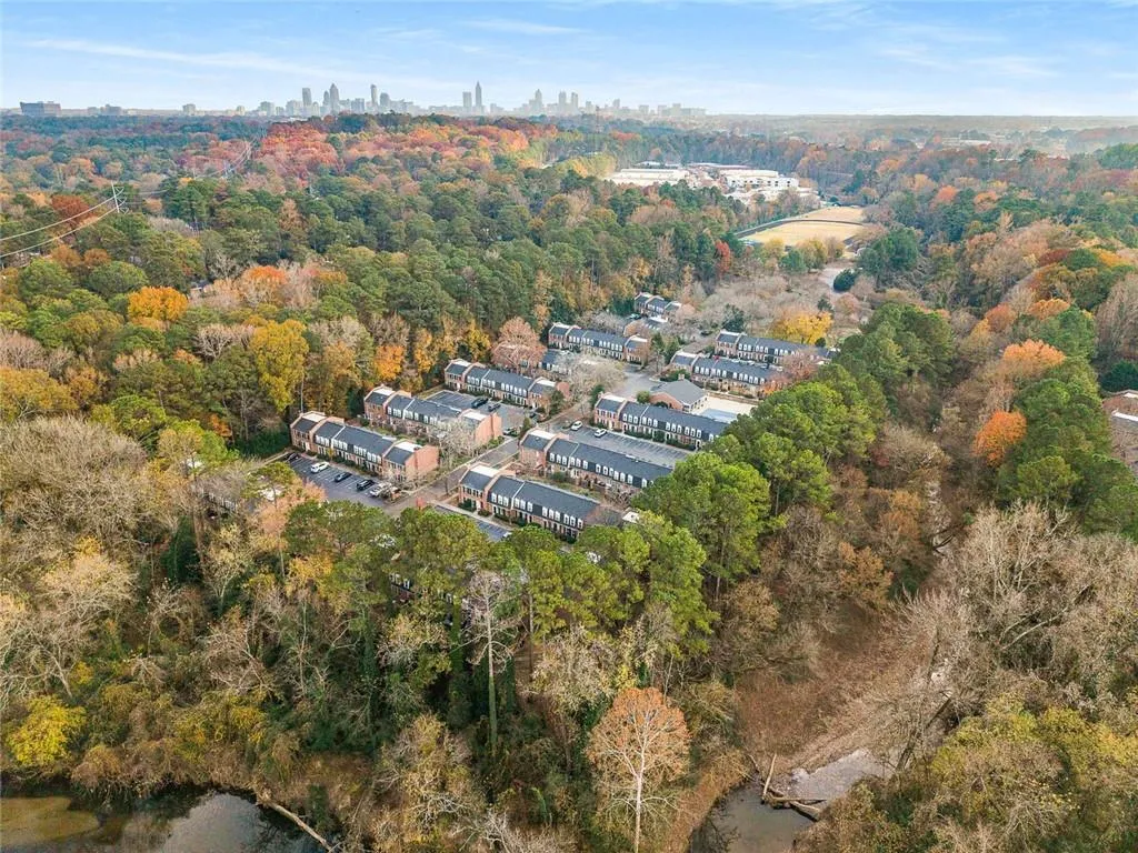 5 Spinning House Place Nw, Atlanta, Georgia 30318, 2 Bedrooms Bedrooms, ,2 BathroomsBathrooms,Residential,For Sale,5 Spinning House Place Nw,7684779