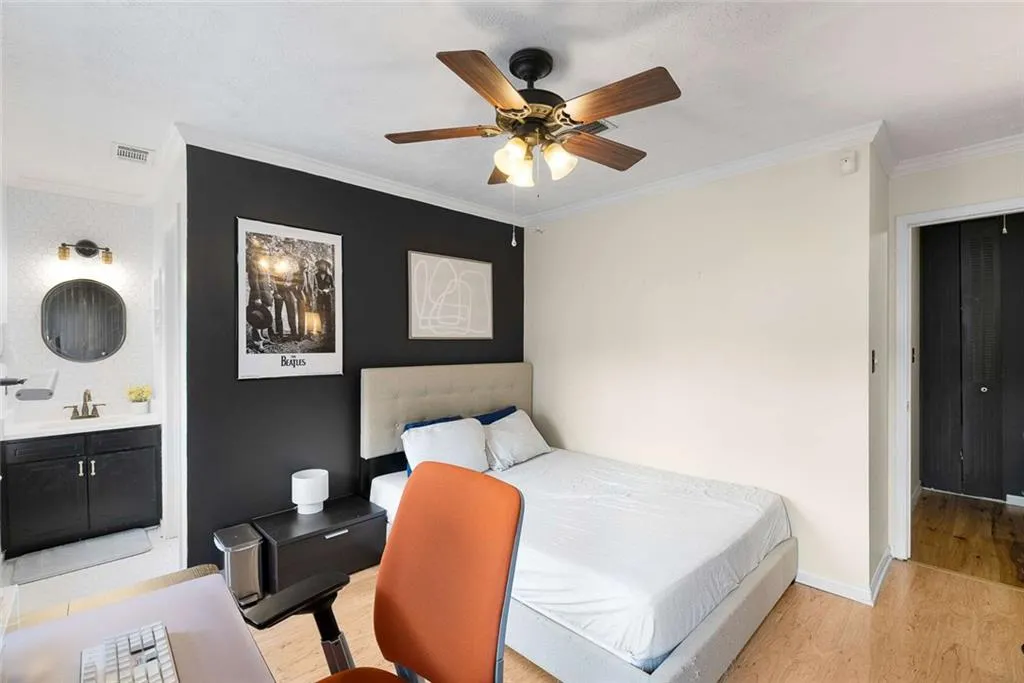 5 Spinning House Place Nw, Atlanta, Georgia 30318, 2 Bedrooms Bedrooms, ,2 BathroomsBathrooms,Residential,For Sale,5 Spinning House Place Nw,7684779