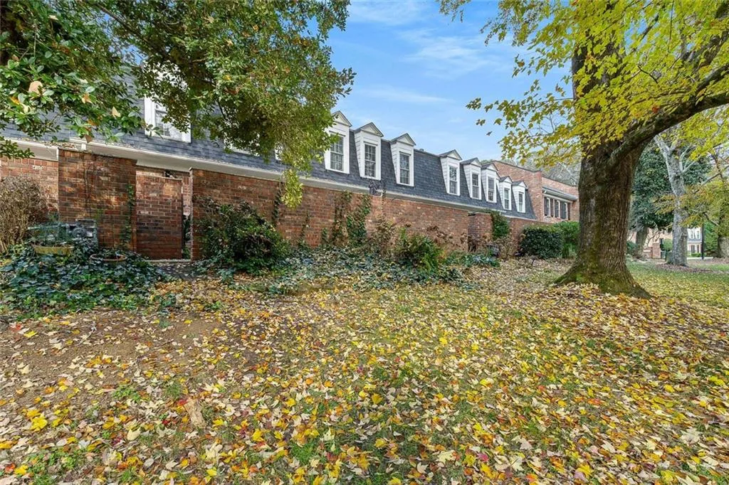 5 Spinning House Place Nw, Atlanta, Georgia 30318, 2 Bedrooms Bedrooms, ,2 BathroomsBathrooms,Residential,For Sale,5 Spinning House Place Nw,7684779