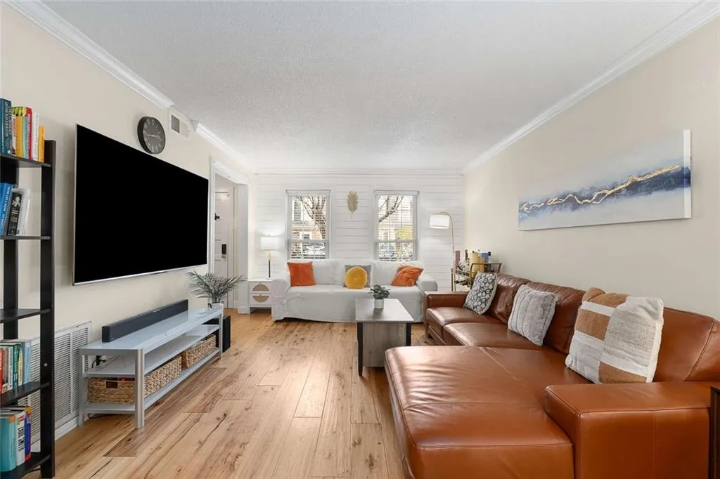 5 Spinning House Place Nw, Atlanta, Georgia 30318, 2 Bedrooms Bedrooms, ,2 BathroomsBathrooms,Residential,For Sale,5 Spinning House Place Nw,7684779