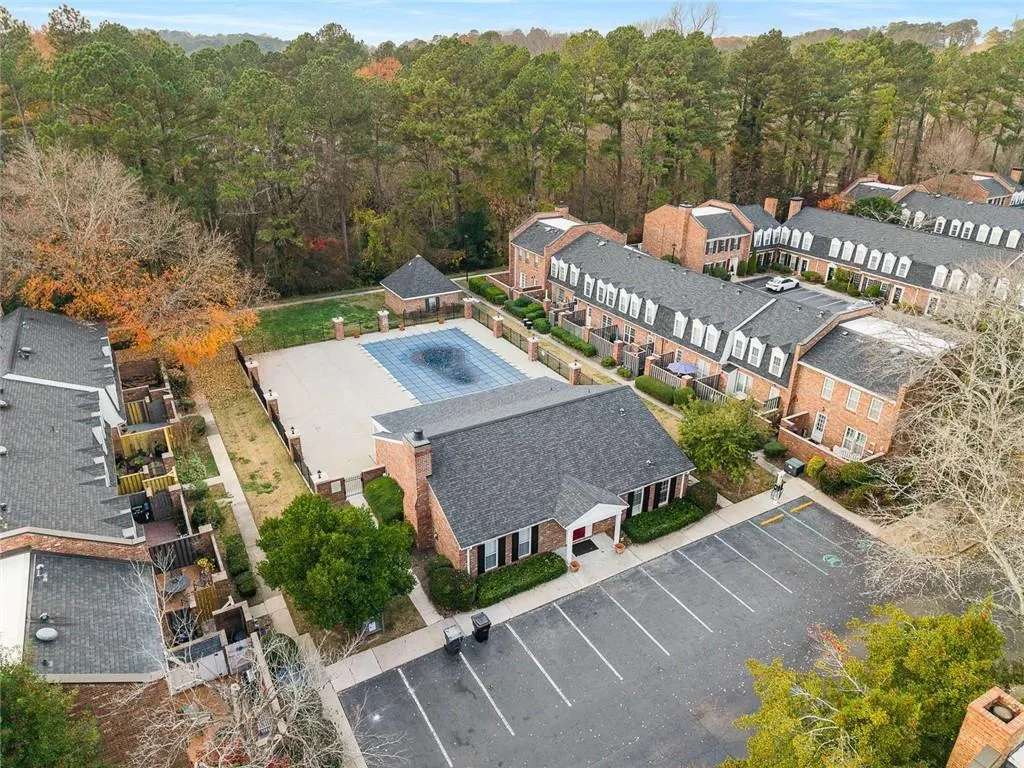 5 Spinning House Place Nw, Atlanta, Georgia 30318, 2 Bedrooms Bedrooms, ,2 BathroomsBathrooms,Residential,For Sale,5 Spinning House Place Nw,7684779