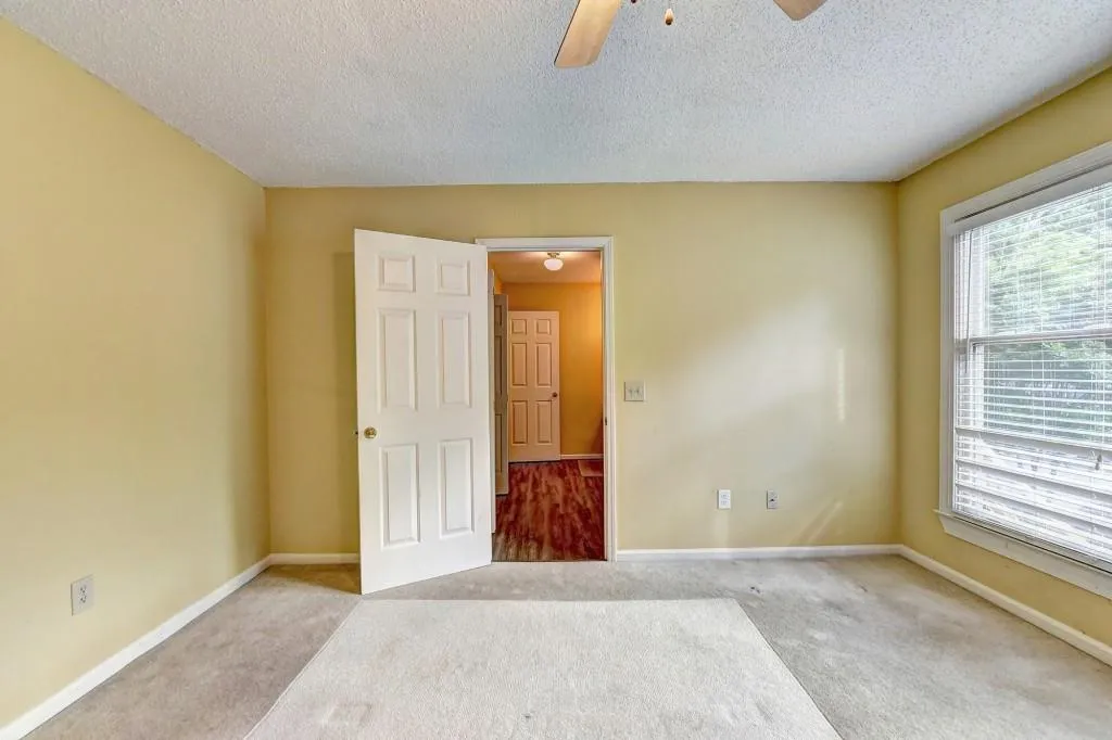 511 Abingdon Way, Sandy Springs, Georgia 30328, 2 Bedrooms Bedrooms, ,2 BathroomsBathrooms,Residential,Sold,511 Abingdon Way,6014308