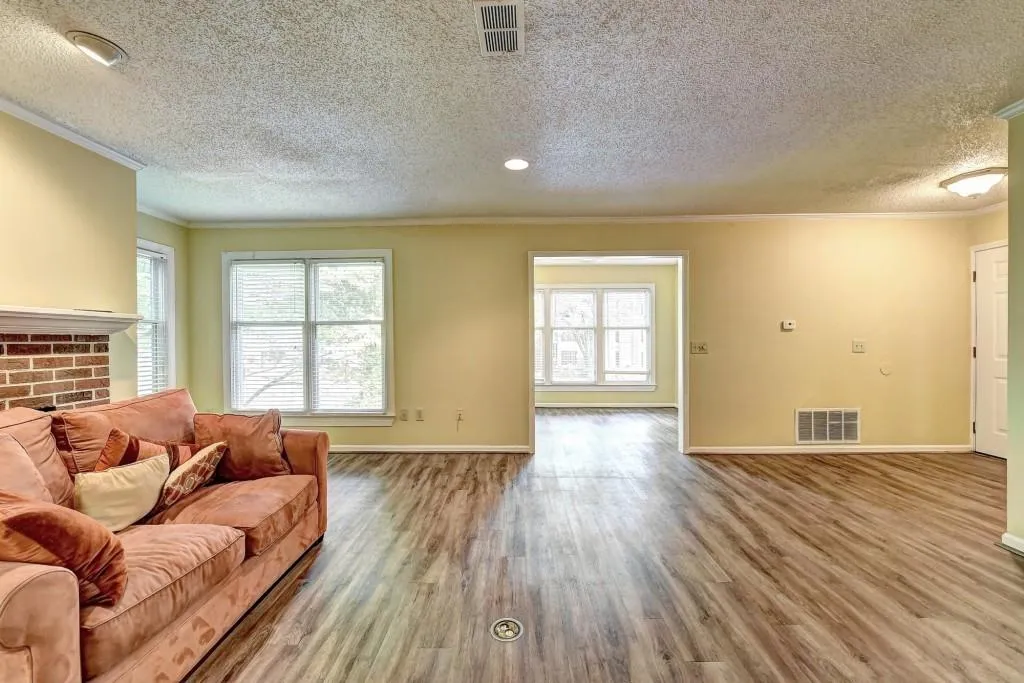 511 Abingdon Way, Sandy Springs, Georgia 30328, 2 Bedrooms Bedrooms, ,2 BathroomsBathrooms,Residential,Sold,511 Abingdon Way,6014308