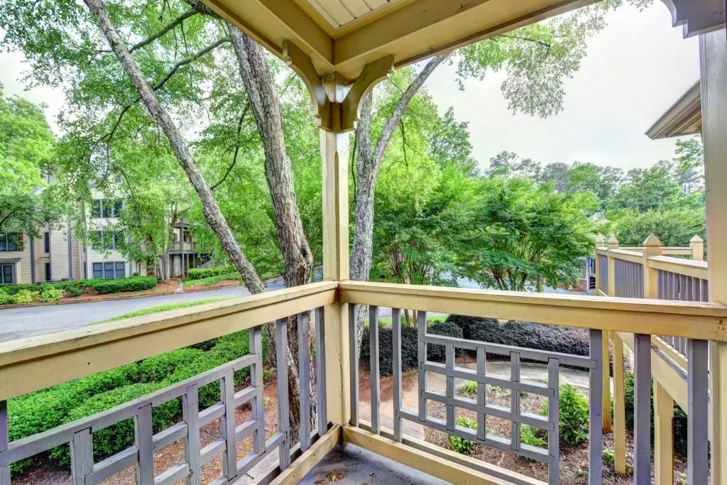 511 Abingdon Way, Sandy Springs, Georgia 30328, 2 Bedrooms Bedrooms, ,2 BathroomsBathrooms,Residential,Sold,511 Abingdon Way,6014308