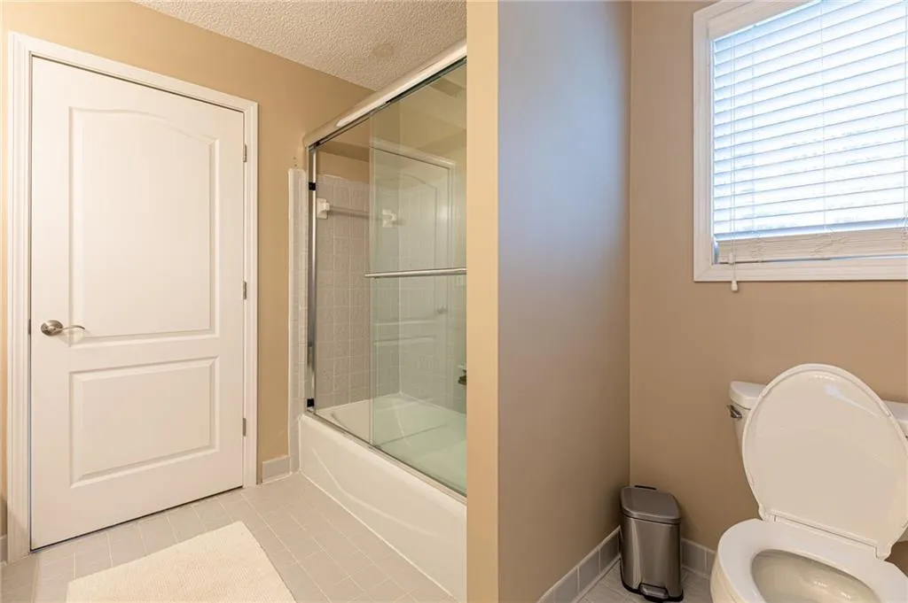 7325 Chattahoochee Bluff Drive, Sandy Springs, Georgia 30350, 5 Bedrooms Bedrooms, ,3 BathroomsBathrooms,Residential,Sold,7325 Chattahoochee Bluff Drive,6914122