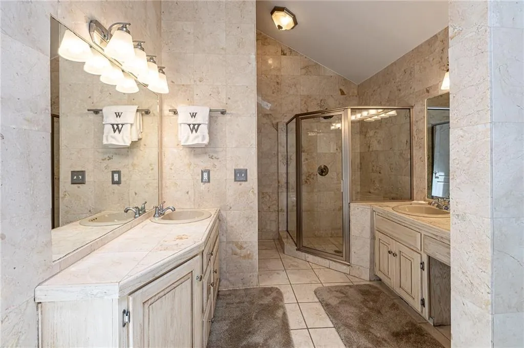 7325 Chattahoochee Bluff Drive, Sandy Springs, Georgia 30350, 5 Bedrooms Bedrooms, ,3 BathroomsBathrooms,Residential,Sold,7325 Chattahoochee Bluff Drive,6914122