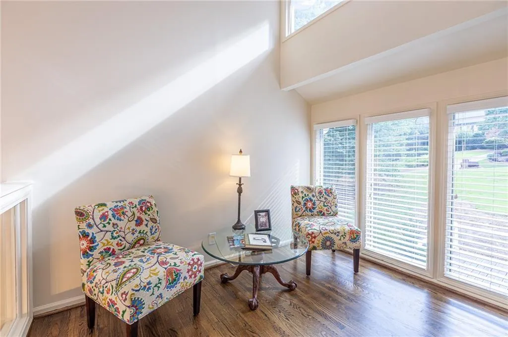 7325 Chattahoochee Bluff Drive, Sandy Springs, Georgia 30350, 5 Bedrooms Bedrooms, ,3 BathroomsBathrooms,Residential,Sold,7325 Chattahoochee Bluff Drive,6914122