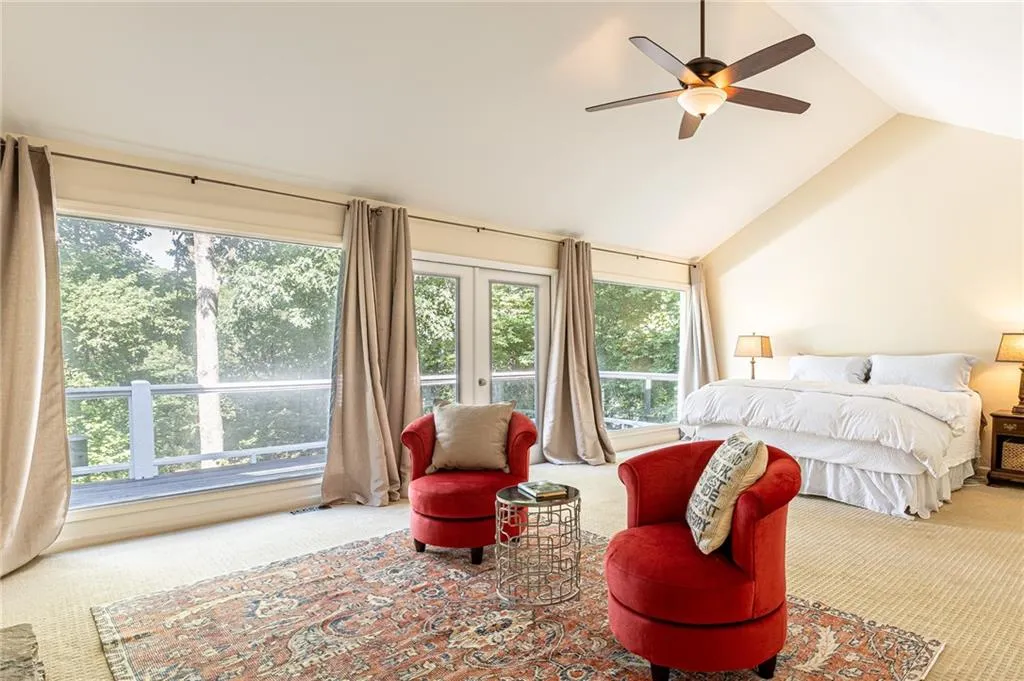 7325 Chattahoochee Bluff Drive, Sandy Springs, Georgia 30350, 5 Bedrooms Bedrooms, ,3 BathroomsBathrooms,Residential,Sold,7325 Chattahoochee Bluff Drive,6914122