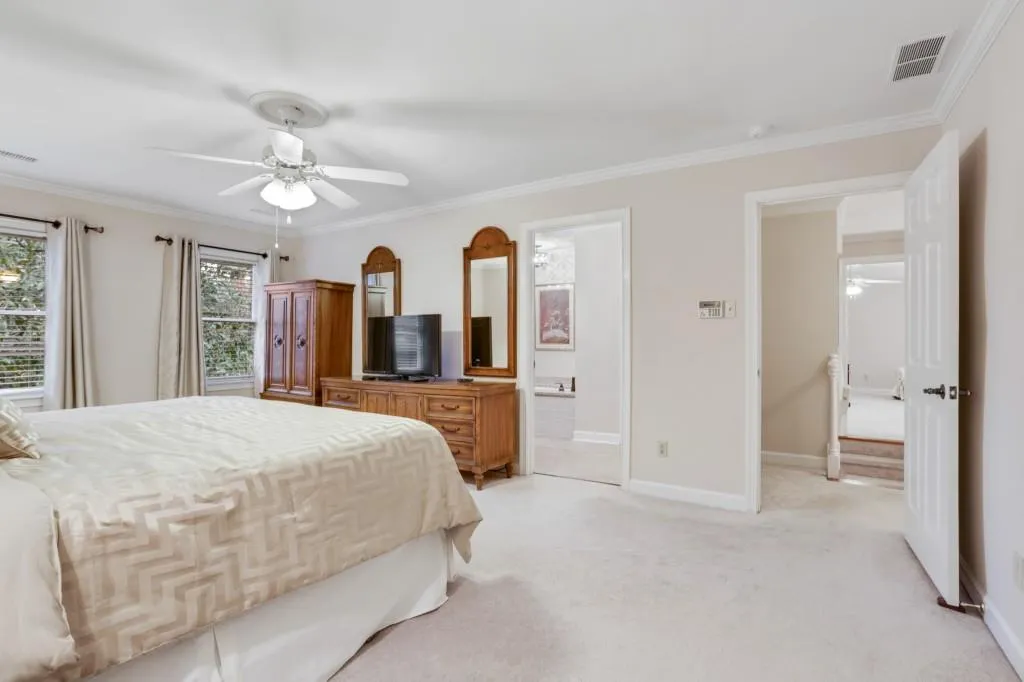 7155 Roswell Road Unit 4, Sandy Springs, Georgia 30328, 3 Bedrooms Bedrooms, ,2 BathroomsBathrooms,Residential,Sold,7155 Roswell Road Unit 4,6677495