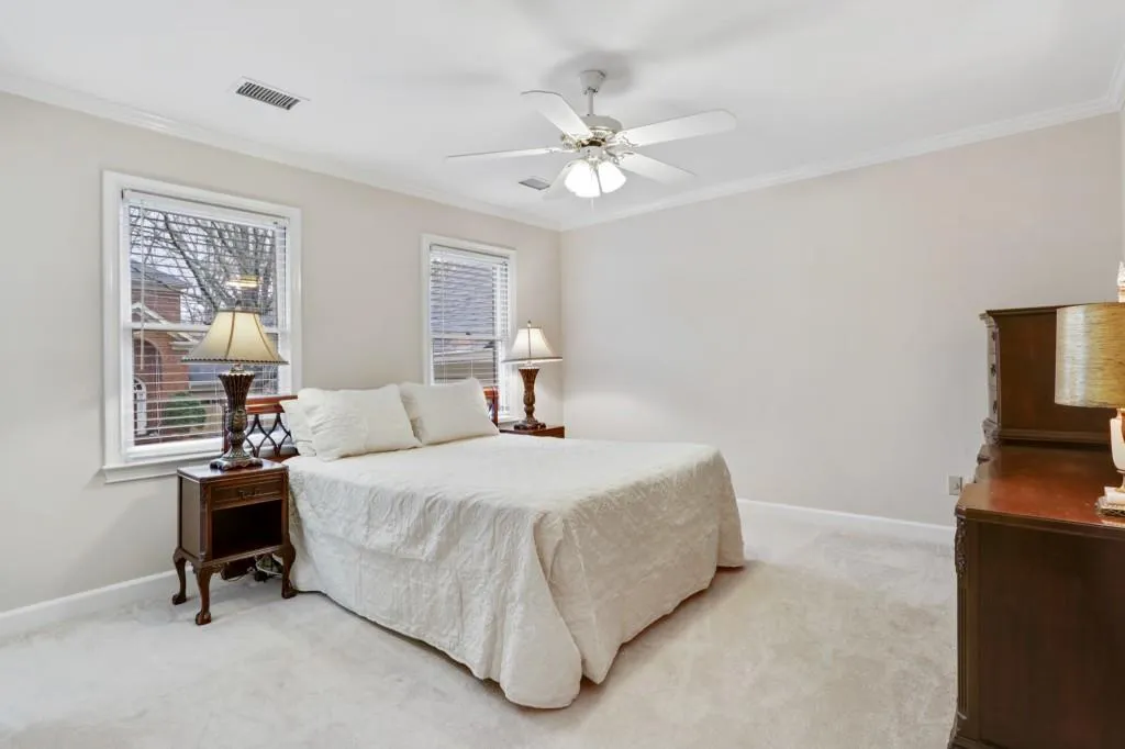 7155 Roswell Road Unit 4, Sandy Springs, Georgia 30328, 3 Bedrooms Bedrooms, ,2 BathroomsBathrooms,Residential,Sold,7155 Roswell Road Unit 4,6677495