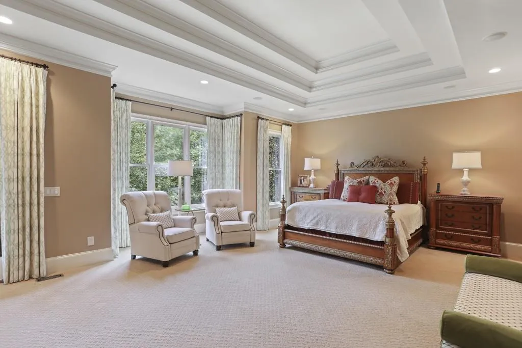 7806 Stables Drive, Sandy Springs, Georgia 30350, 5 Bedrooms Bedrooms, ,4 BathroomsBathrooms,Residential,Sold,7806 Stables Drive,6596177