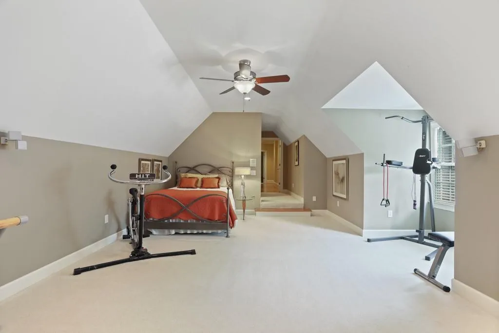 7806 Stables Drive, Sandy Springs, Georgia 30350, 5 Bedrooms Bedrooms, ,4 BathroomsBathrooms,Residential,Sold,7806 Stables Drive,6596177