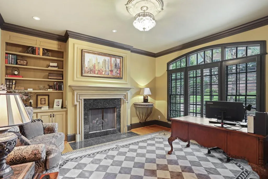 7806 Stables Drive, Sandy Springs, Georgia 30350, 5 Bedrooms Bedrooms, ,4 BathroomsBathrooms,Residential,Sold,7806 Stables Drive,6596177