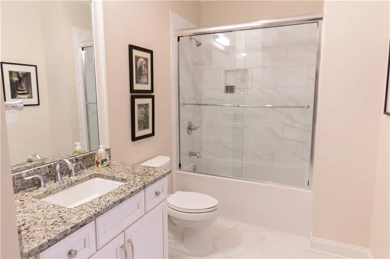 325 Riversedge Drive, Atlanta, Georgia 30339, 5 Bedrooms Bedrooms, ,3 BathroomsBathrooms,Residential,Sold,325 Riversedge Drive,6624528